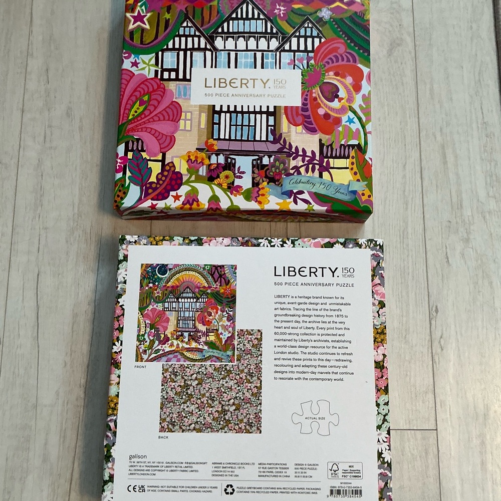 Liberty of London 150th Anniversary Tote & Puzzle - Picture 6 of 9